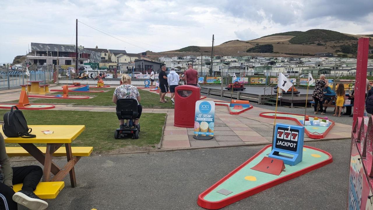 Gloria Stay Holiday Caravan Aberystwyth Extérieur photo